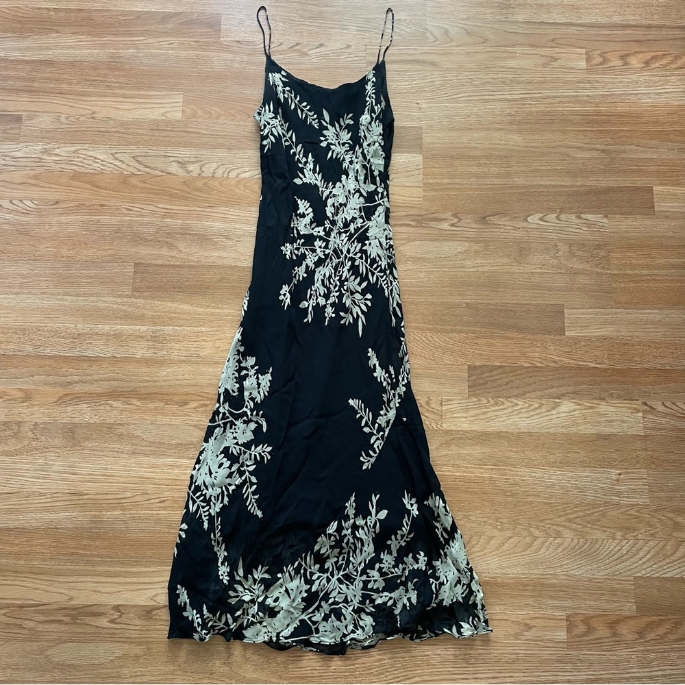 Elegant Black and Cream Floral Dress
